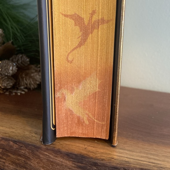 Fourth Wing by Rebecca Yarros Hardcover - Picture 3 of 7